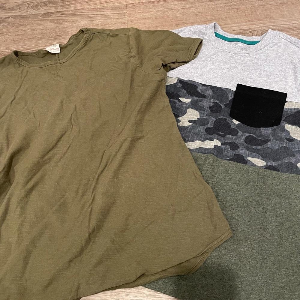 Boys size 10-12 Ts